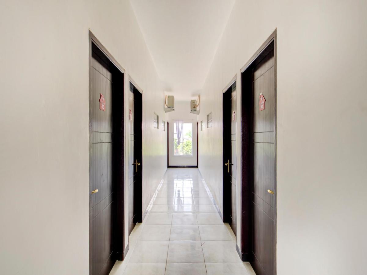 Oyo Life 3987 Kost Aditya