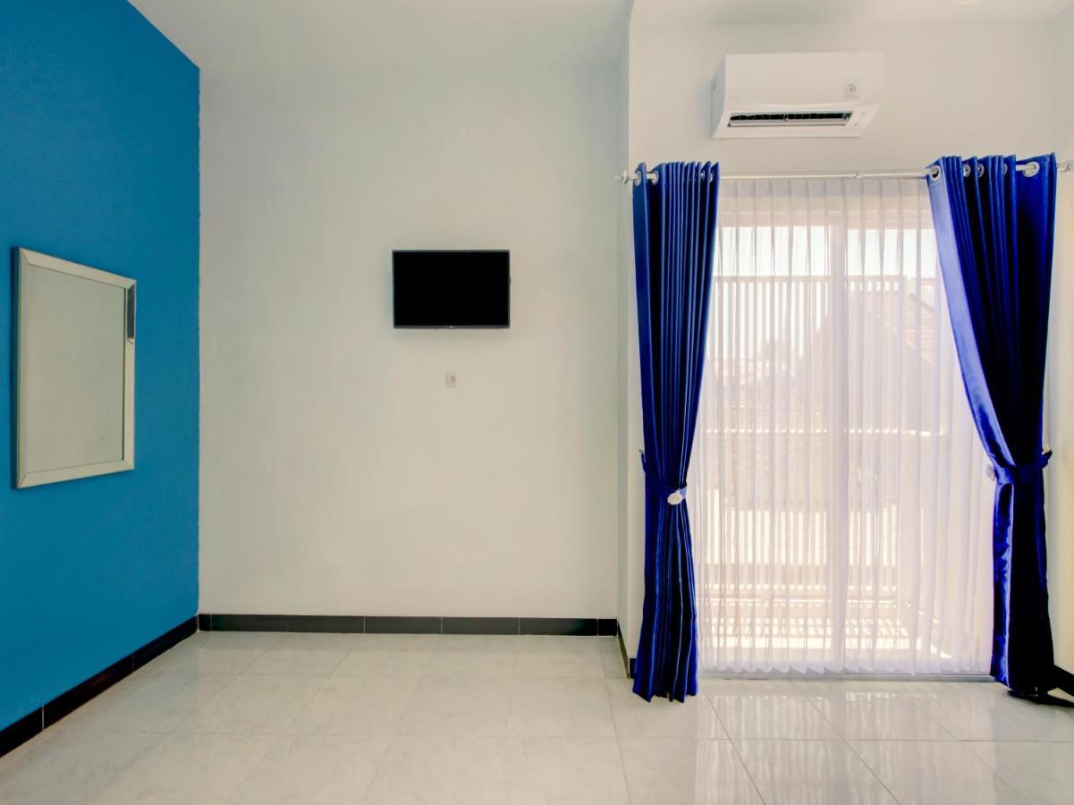 Hotel Oyo Life 3987 Kost Aditya